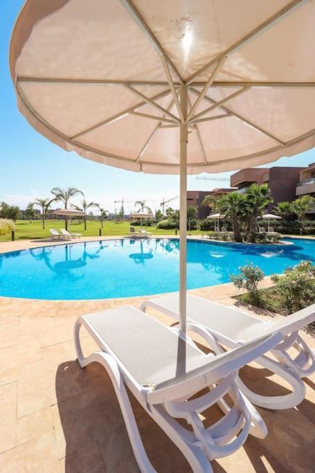 Cosy Appartemt Vue Sur Golf Et Montagne Marrakesh Extérieur photo